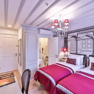 9 Doors (adults Only) ** Istambul