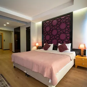 4* فندق Vvr Boutique