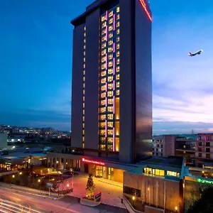 Hilton Garden Atatuerk Airport Отель
